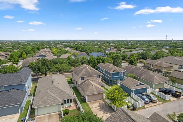 541 Sampson, Kyle, TX 78640