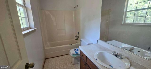 208 Fairview Point, Ellenwood, GA 30294