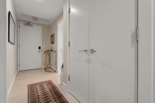 110 Broad St 303, Boston, MA 02110