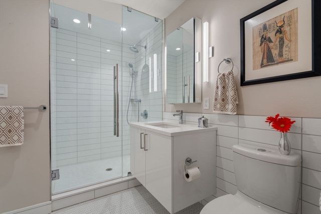 110 Broad St 303, Boston, MA 02110
