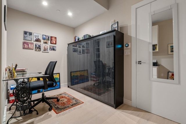 110 Broad St 303, Boston, MA 02110