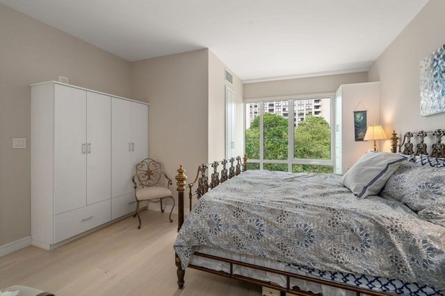 110 Broad St 303, Boston, MA 02110