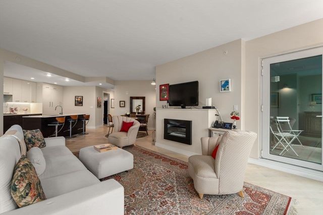 110 Broad St 303, Boston, MA 02110