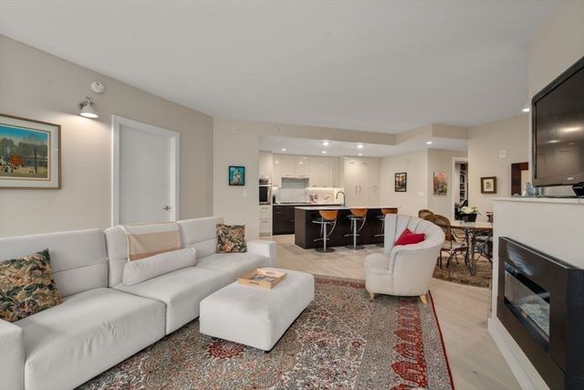110 Broad St 303, Boston, MA 02110