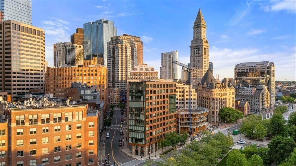 110 Broad St 303, Boston, MA 02110