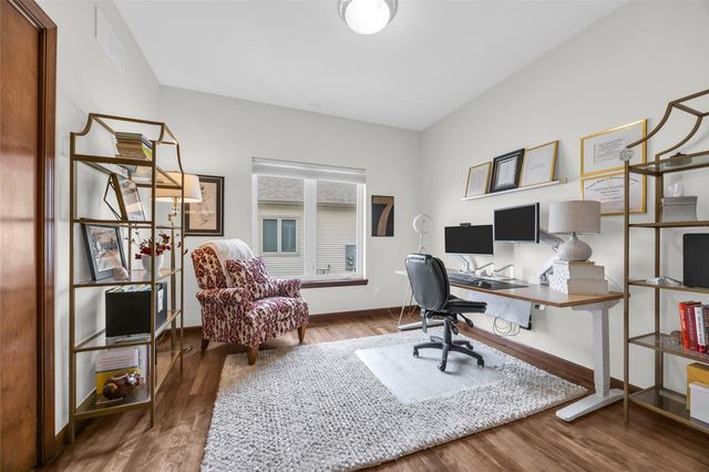 1540 Cedar Vista Ln, North Liberty, IA 52317