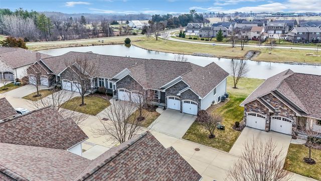 1540 Cedar Vista Ln, North Liberty, IA 52317