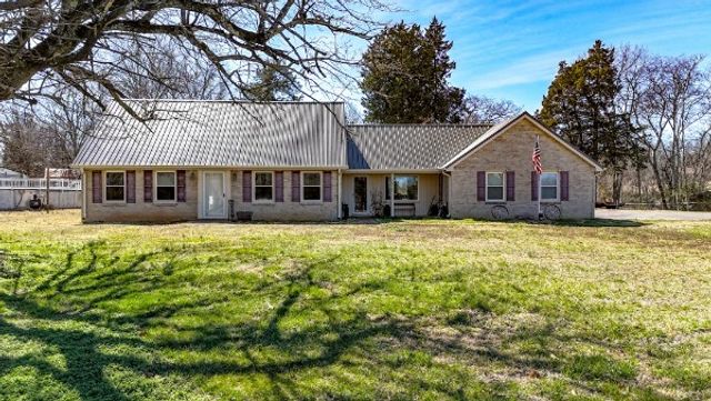 1621 Highway 41A, N, Shelbyville, TN 37160