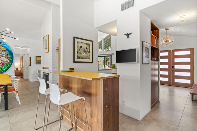 2295 E Amarillo Way, Palm Springs, CA 92264