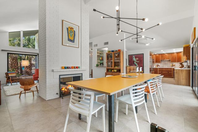 2295 E Amarillo Way, Palm Springs, CA 92264