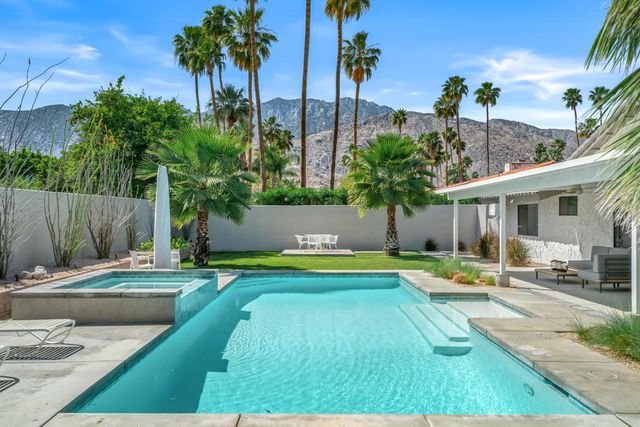 2295 E Amarillo Way, Palm Springs, CA 92264
