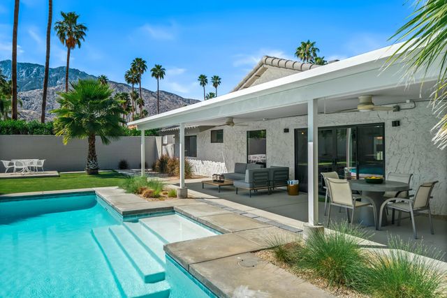 2295 E Amarillo Way, Palm Springs, CA 92264