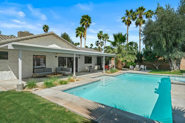 2295 E Amarillo Way, Palm Springs, CA 92264