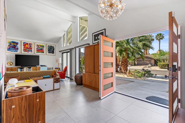 2295 E Amarillo Way, Palm Springs, CA 92264