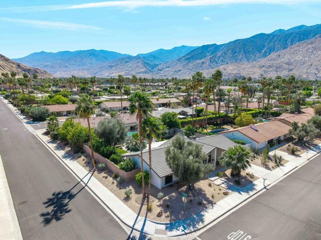 2295 E Amarillo Way, Palm Springs, CA 92264