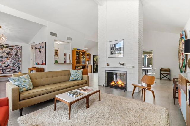 2295 E Amarillo Way, Palm Springs, CA 92264