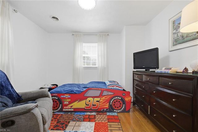 501 White Hall CIR, Hampton, VA 23669