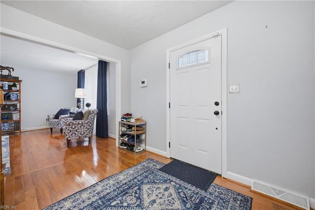 501 White Hall CIR, Hampton, VA 23669