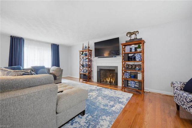 501 White Hall CIR, Hampton, VA 23669