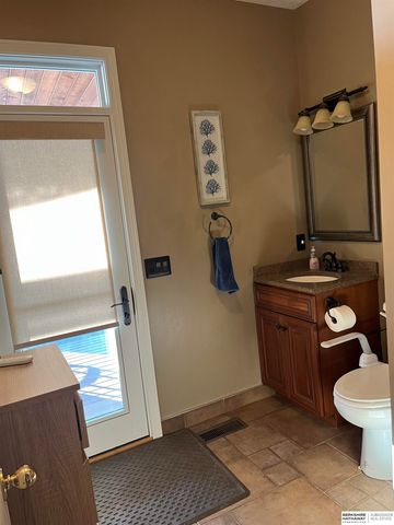 27320 W Center Road, Waterloo, NE 68069