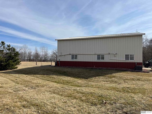 27320 W Center Road, Waterloo, NE 68069