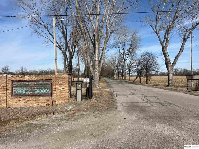 27320 W Center Road, Waterloo, NE 68069