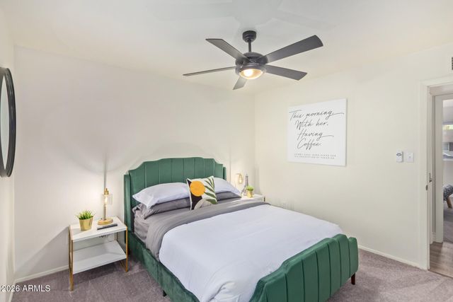 8442 E HOLLY Street, Scottsdale, AZ 85257