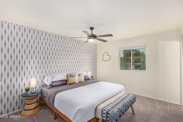 8442 E HOLLY Street, Scottsdale, AZ 85257