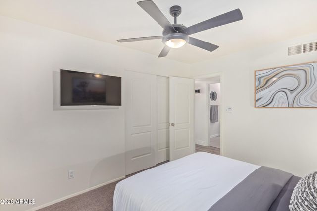 8442 E HOLLY Street, Scottsdale, AZ 85257