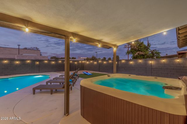 8442 E HOLLY Street, Scottsdale, AZ 85257
