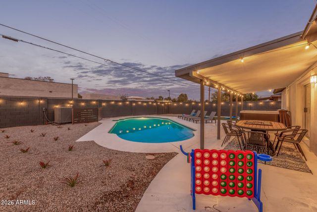 8442 E HOLLY Street, Scottsdale, AZ 85257