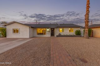 8442 E HOLLY Street, Scottsdale, AZ 85257