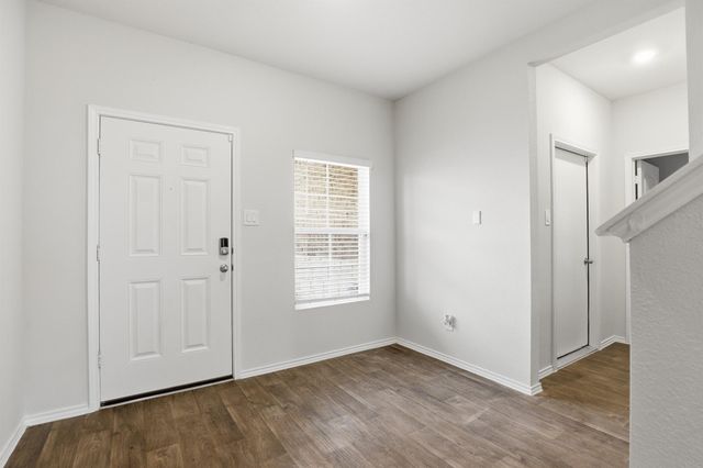 427 Sickle LOOP, Kyle, TX 78640