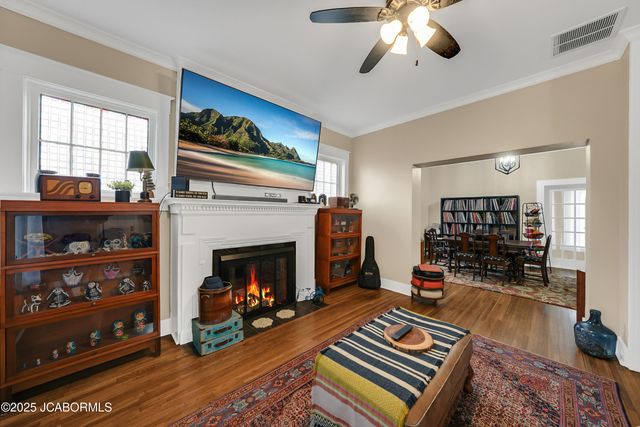 1315 W HIGH STREET, Jefferson City, MO 65109