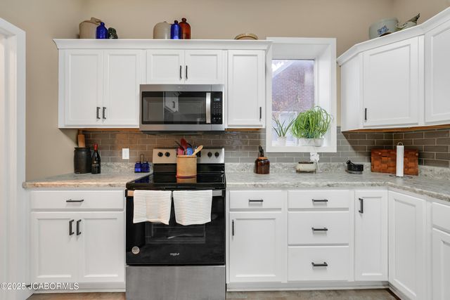 1315 W HIGH STREET, Jefferson City, MO 65109