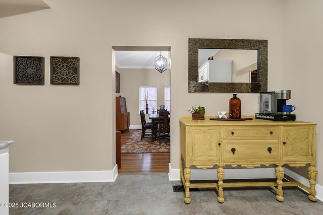 1315 W HIGH STREET, Jefferson City, MO 65109