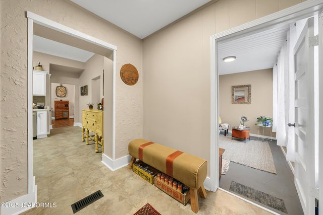 1315 W HIGH STREET, Jefferson City, MO 65109