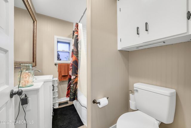 1315 W HIGH STREET, Jefferson City, MO 65109