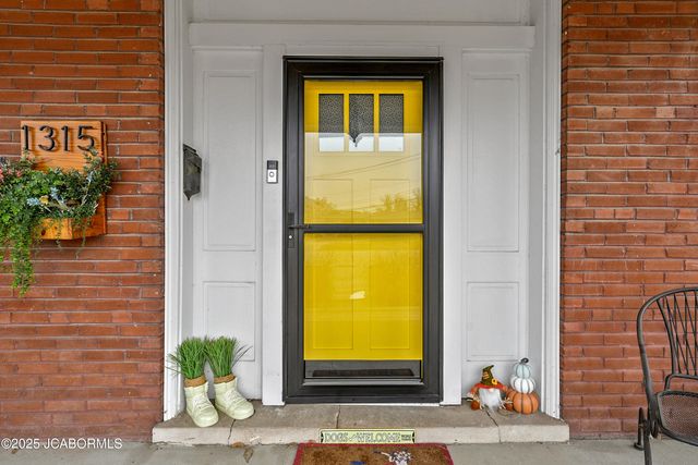 1315 W HIGH STREET, Jefferson City, MO 65109