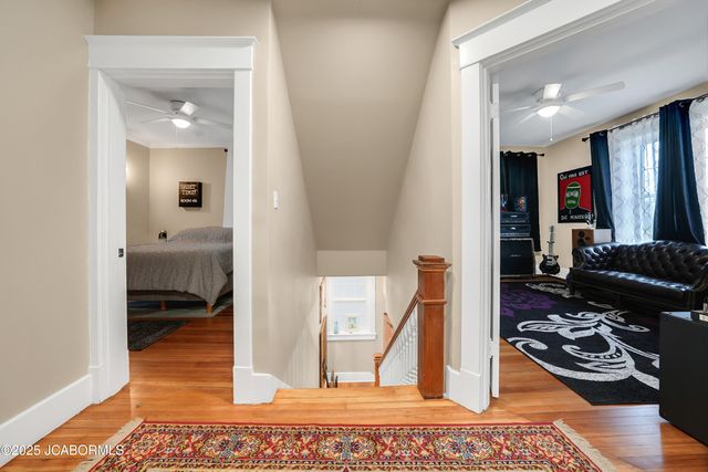 1315 W HIGH STREET, Jefferson City, MO 65109