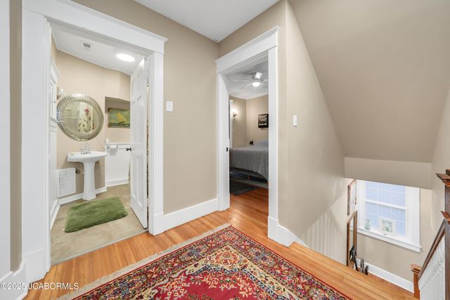 1315 W HIGH STREET, Jefferson City, MO 65109