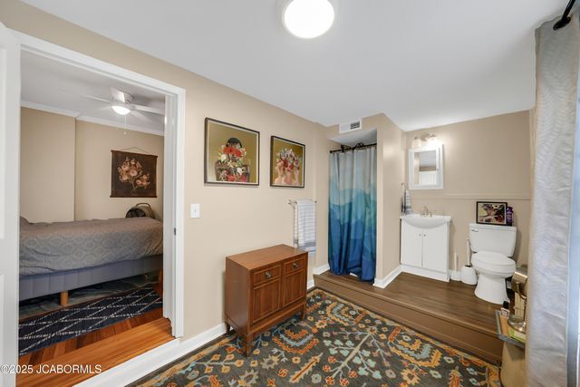 1315 W HIGH STREET, Jefferson City, MO 65109