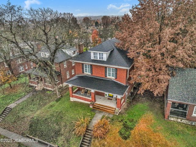 1315 W HIGH STREET, Jefferson City, MO 65109