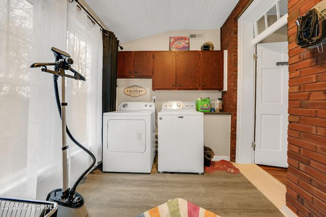 1315 W HIGH STREET, Jefferson City, MO 65109