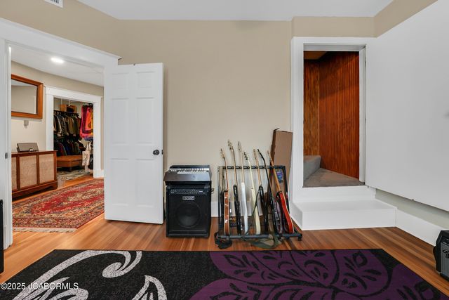 1315 W HIGH STREET, Jefferson City, MO 65109