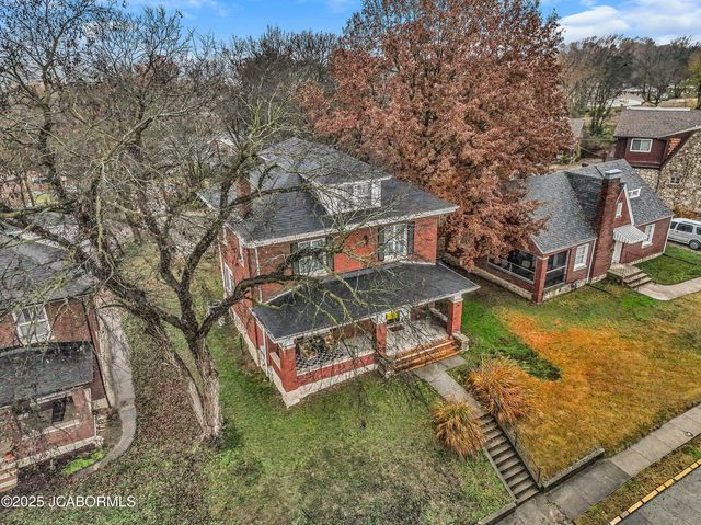 1315 W HIGH STREET, Jefferson City, MO 65109