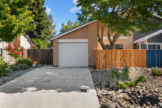1270 Pebblewood Dr, Sacramento, CA 95833