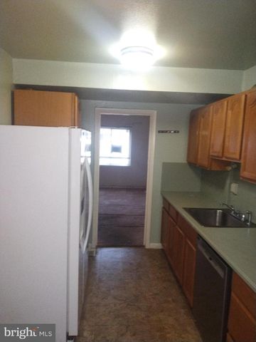 2221 RIDGE PL SE, Washington, DC 20020