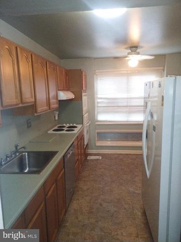 2221 RIDGE PL SE, Washington, DC 20020