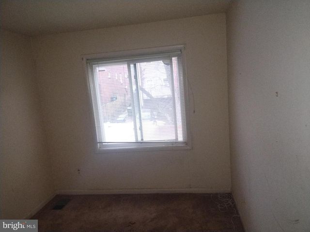 2221 RIDGE PL SE, Washington, DC 20020